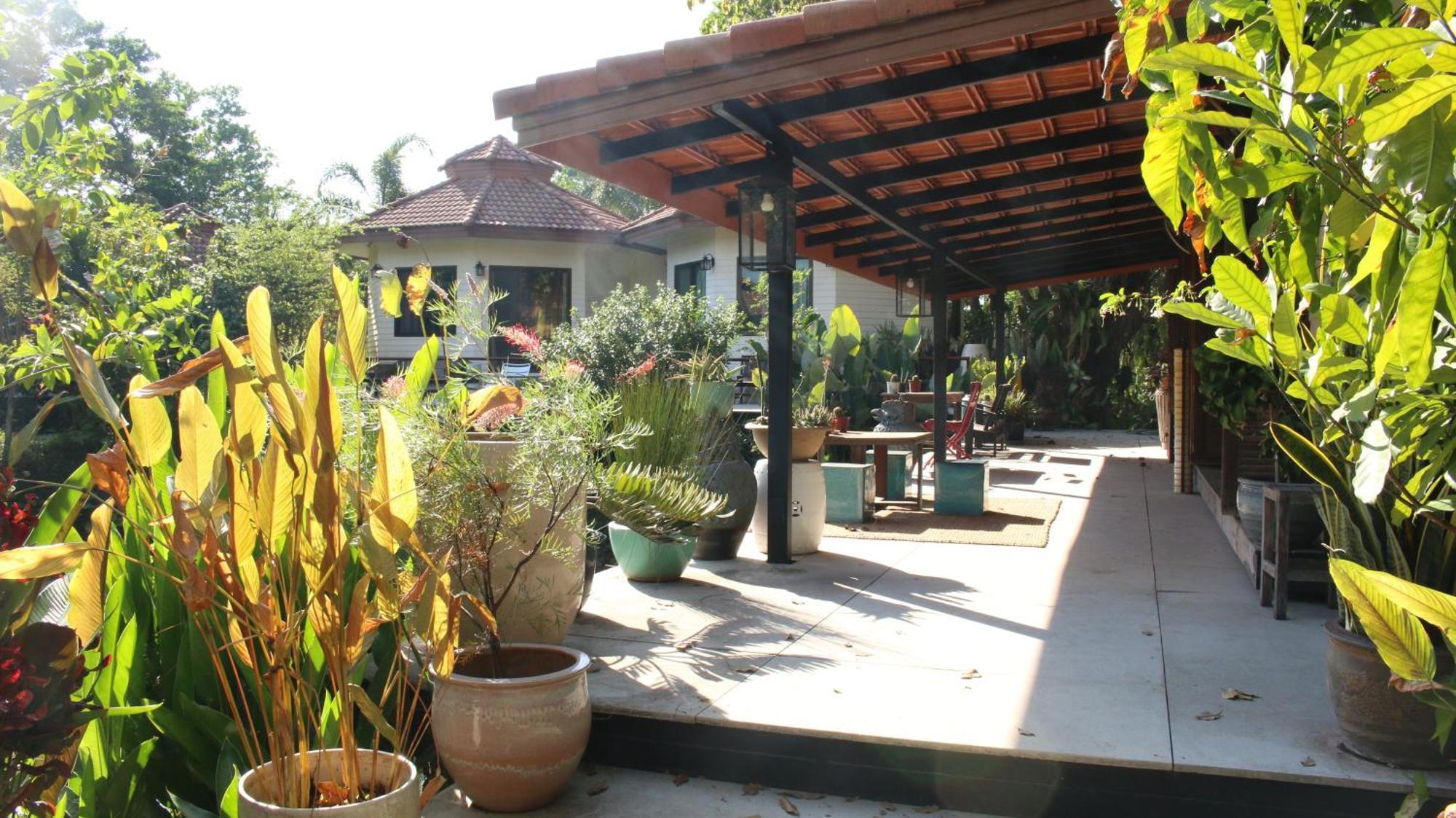 Navari Homestay Районг Екстериор снимка